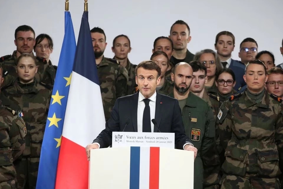 ฝรั่งเศสเตรียมเพิ่มงบประมาณทางทหารถึง 1 ใน 3 ของปัจจุบัน